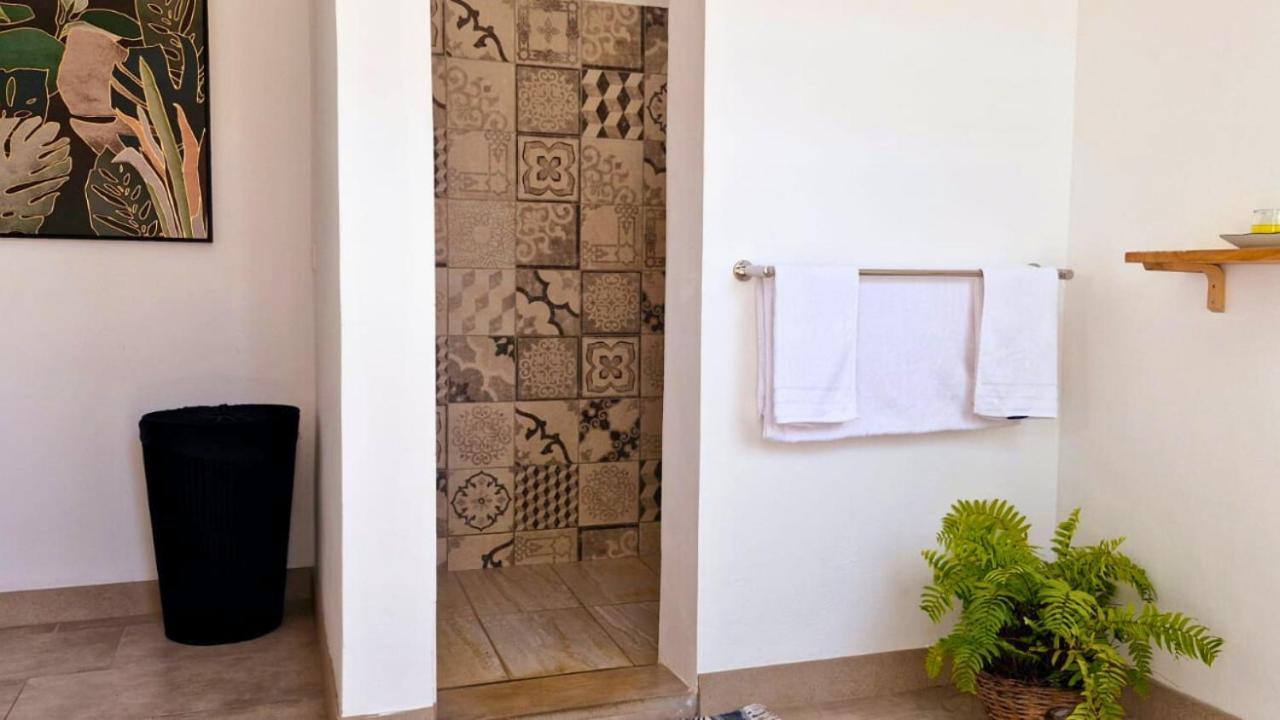Le Mandala Moris Guesthouse Pointe Aux Canonniers Grand Baie Zewnętrze zdjęcie